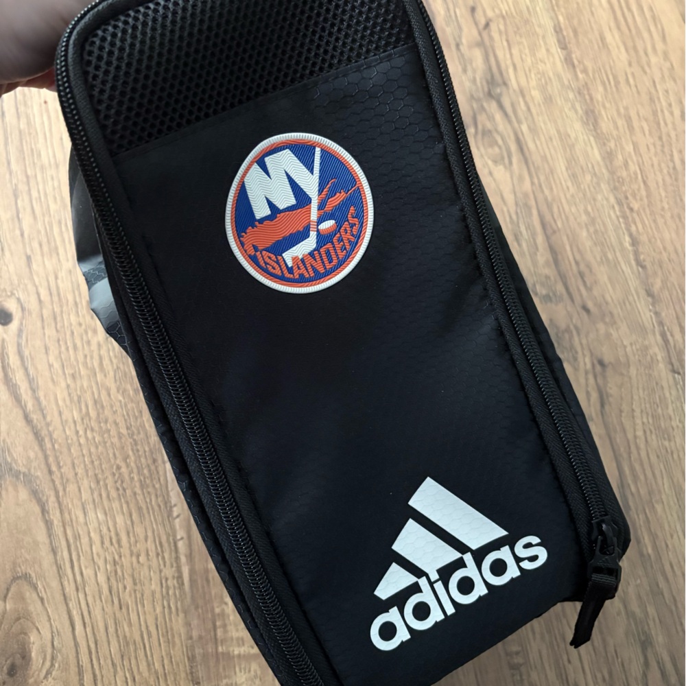Adidas Black Shoe Bag with Islanders Logo